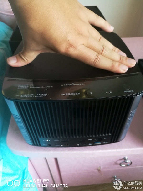 简单开箱:极米 H1 投影仪_沙发管家官网