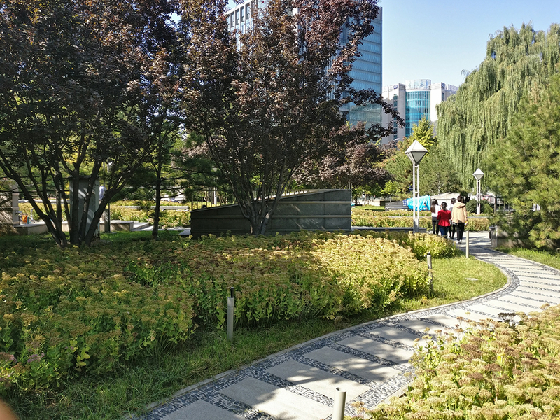 一加3拍照对比 色彩丰富不输iPhone 7_沙发管