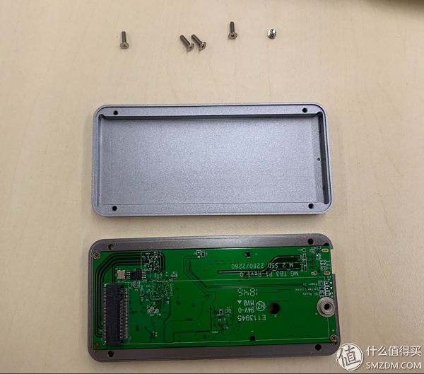 ro移动固态方案使用体验(佳翼雷电3硬盘盒+西