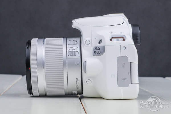 佳能200D评测:新一代最小单反好在哪里?