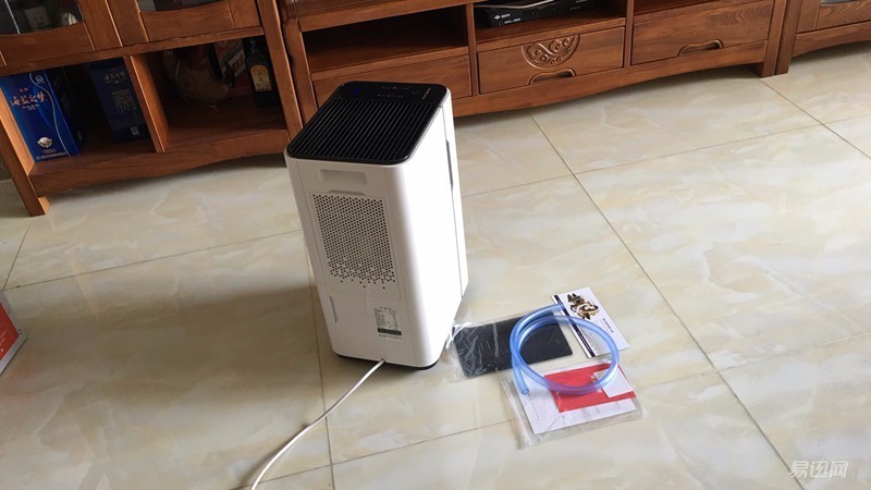 除湿机到底有什么用?欧井除湿机小评_沙发管