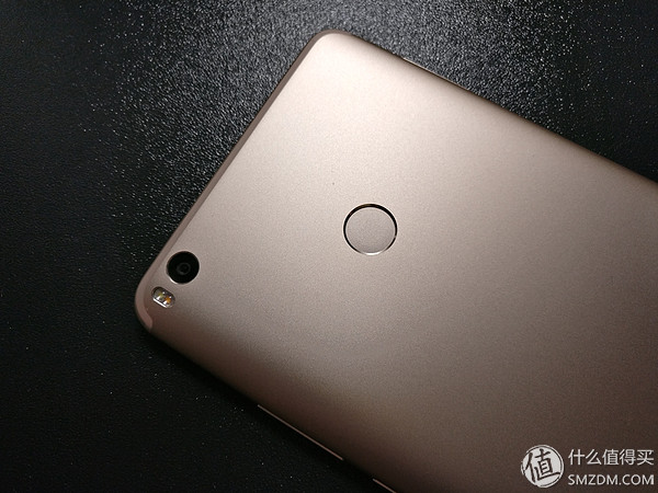 大屏手机真的能hold住吗?小米Max2标准版开箱