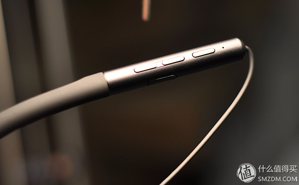 小米充电宝用什么充电_小米充电宝怎么充电_小米充电宝使用方法